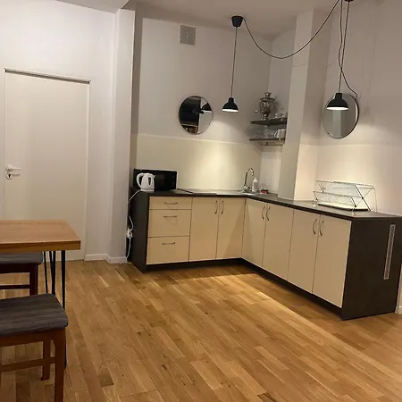Mini Bookshop Apartment *