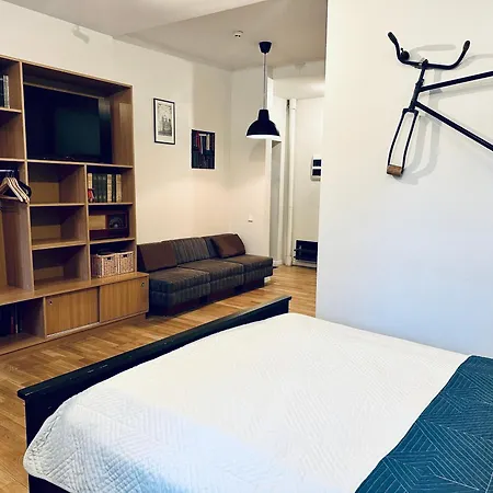 Mini Bookshop Apartment Vilnius